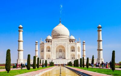 A Sight-Seeing Skeptic’s Take on The Magic of the Taj Mahal
