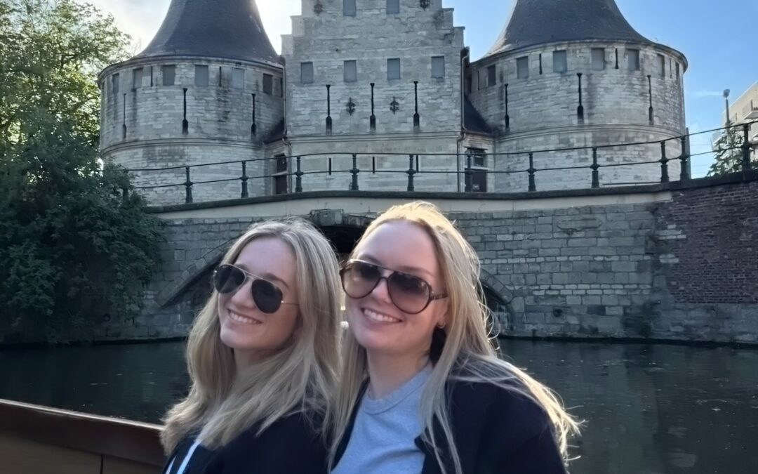 Stuck In Amsterdam Airport with no Suitcase