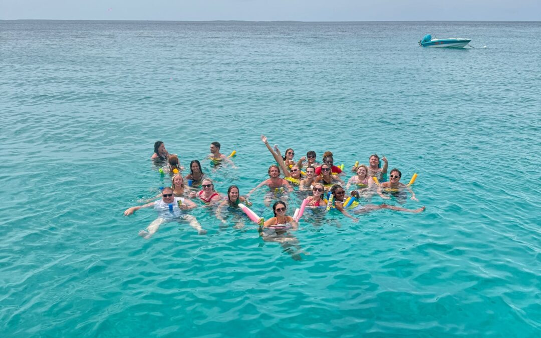 Sint Maarten: Signed, Sealed, and Sunkissed